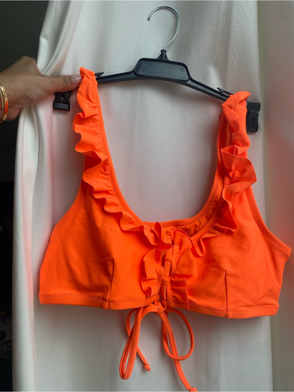 NWT Cupshe Orange Ruffle Bikini Top with Navy Floral Bottom - Picture 8 of 9